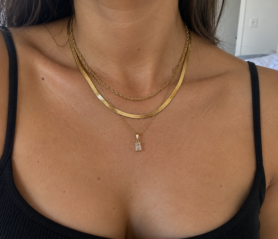 Qeyana jewellery lifestyle image 10