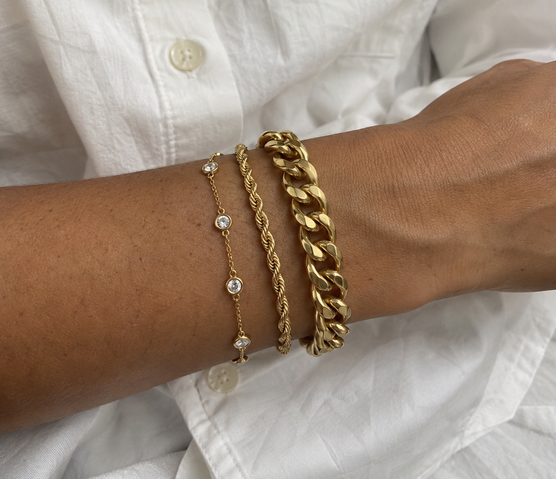 Qeyana jewellery lifestyle image 9